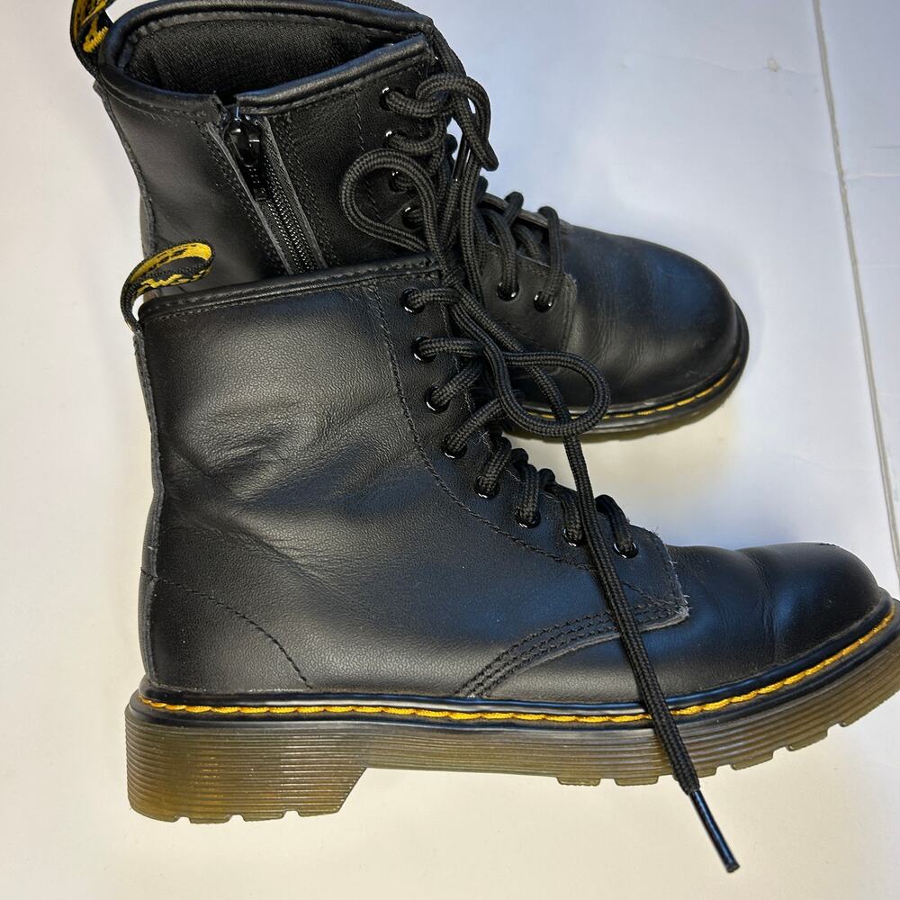 Dr Martens Junior 1460 Softy T Leather Lace Up Boots 2 - Picture 3 of 5